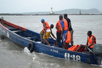 Nine die in Guinea boat sinking with 30 missing