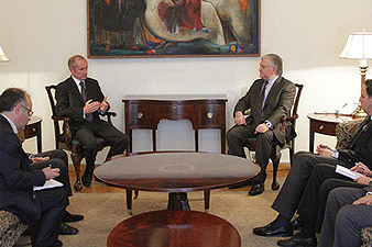 Nalbandyan and Fournier discuss Armenia-EU relations 