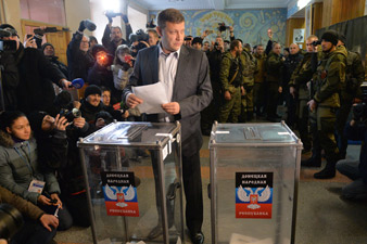 Acting Prime Minister Zakharchenko wins Donetsk election