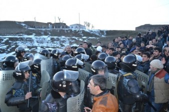 «Айкакан жаманак»: Участвовавшие в столкновениях в Гюмри полицейские получили материальное поощрение