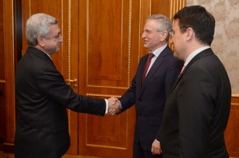 President receives EIB vice-president Wilhelm Molterer