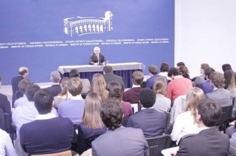 Foreign Minister received the students of College of Europe