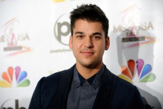 Rob Kardashian Posts Instagram Photo Comparing Kim Kardashian To 'Gone Girl' Character