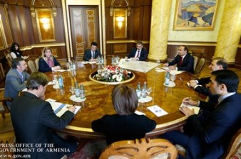 Armenia’s premier receives ADB resident rep