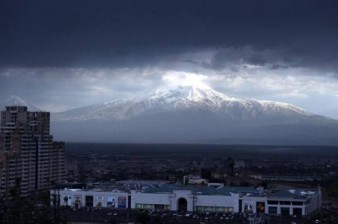 Syria conflict: A century after the 'genocide', Armenians flee war and return to land of their ancestors