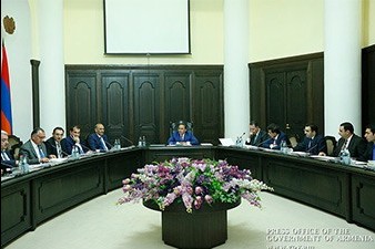 We need to combine our efforts in order to advance the country. Hovik Abrahamyan