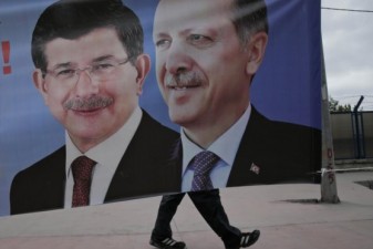 Question mark over Erdogan as Turk parties jockey for power