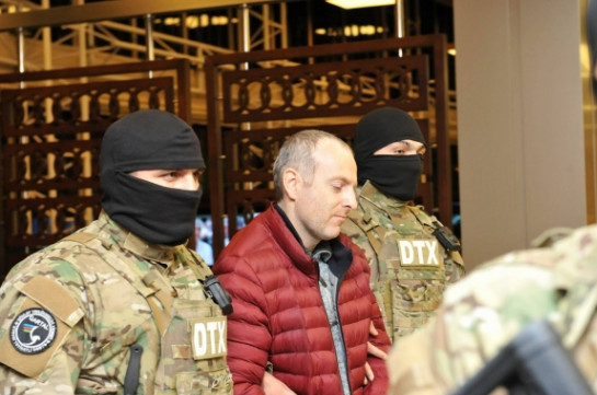 Блогер Лапшин экстрадирован из Минска в Баку и передан спецслужбам Азербайджана