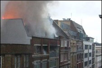 Massive fire breaks out in central London