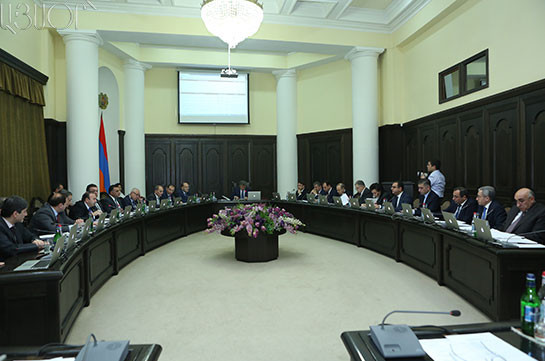 Խստացնել վերահսկողությունը. Վարչապետի հանձնարարականը՝ Ամանորին ընդառաջ անհիմն գնային բարձրացման վերաբերյալ