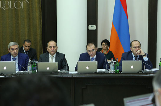 Աջ ղեկով մեքենաները վտանգ են ներկայացնում. Կառավարությունը հաստատեց՝ ապրիլի 1-ից կարգելվի մեքենաների ներմուծումն ու գրանցումը