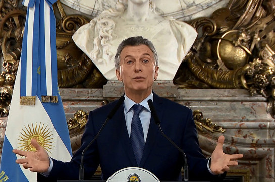 Argentina imposes austerity measures in bid to stabilise peso