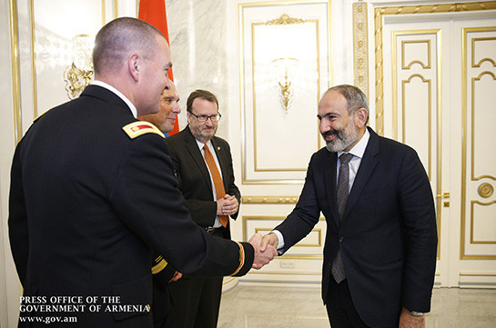 Armenian PM receives Adjutant General of Kansas, the Military Commander of the Kansas National Guard