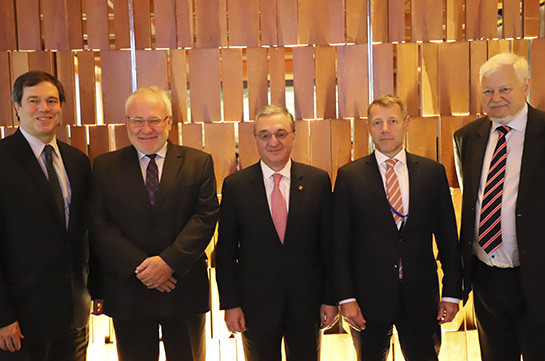 Armenia’s FM draws attention of Minsk Group co-chairs on escalation of situation by Azerbaijan