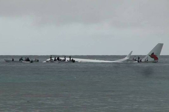 Air Niugini plane comes down in Micronesia lagoon