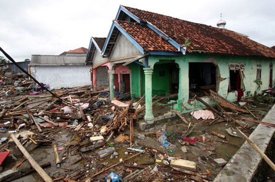 Indonesia searches for survivors after volcano triggers tsunami, kills 281