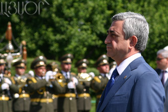 Armenian leadership attends the Sardarapat Memorial