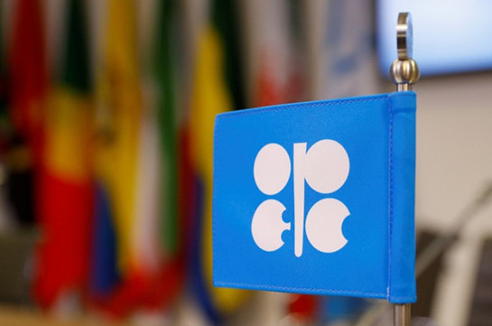 Iran sets scene for tough OPEC meeting, opposes date change