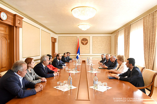 Artsakh president meets chairman of Armenia's parliament