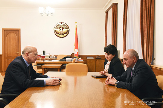 Бако Саакян принял председателя Статистического комитета Армении Степана Мнацаканяна