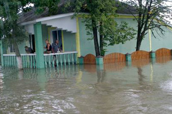 Heavy rains kill 21 in Romania; two people missing