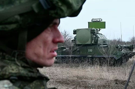 About 150,000 Russian troops go on high alert in snap combat readiness check