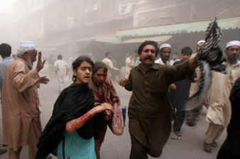 Death toll from Pakistan bomb attack reaches 102