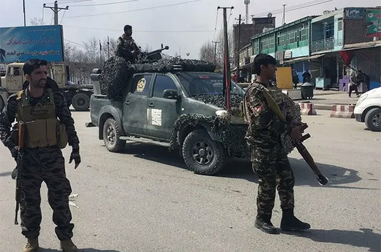 В Афганистане один полицейский погиб и двое пострадали при нападении в провинции Кабул