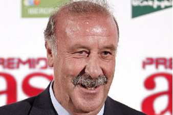 Vicente del Bosque omits Raul, calls up Guiza