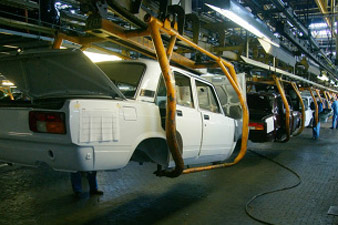 Russia's Putin buys Niva