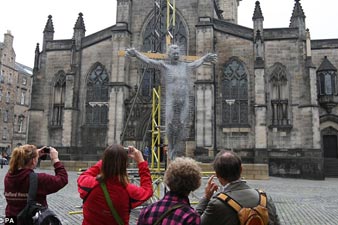 Coathanger-made sculpture of Christ goes on show in Edinburgh