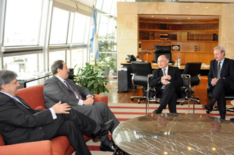 ARF delegation meets with Argentine Foreign Minister 