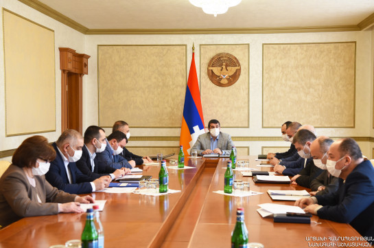 Արցախի նախագահի մոտ խորհրդակցություն է անցկացվել վարկային պարտավորությունների կատարմանն ուղղված պետական աջակցության ծրագրի վերաբերյալ