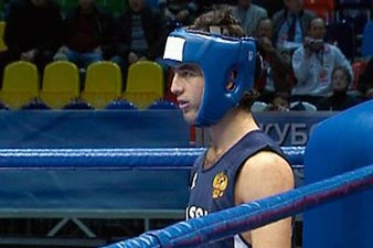 Misha Aloyan beats Georgy Balakshin 