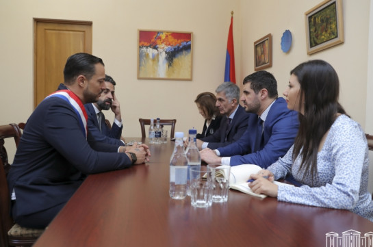 Ոգևորող է, որ Ֆրանսիան նման հետաքրքրություն է ցուցաբերում Հայաստանի առջև ծառացած խնդիրների նկատմամբ. Արման Եղոյան