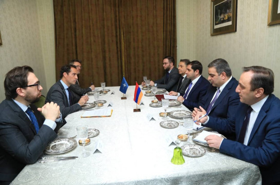 Սուրեն Պապիկյանը ՆԱՏՕ-ի հատուկ ներկայացուցչին է ներկայացրել տարածաշրջանային վերջին զարգացումները