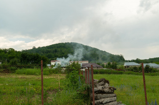 После войны село Нор Газанчи оказалось под прямым прицелом врага, большая часть пахотных земель остается необработанной