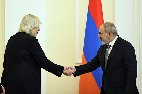 Փաշինյանն ու Միյատովիչը քննարկել են ԼՂ-ից հայերի բռնի տեղահանության հետևանքով ստեղծված հումանիտար իրավիճակը