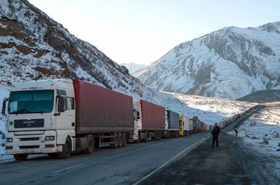 «Ի՞նչն է վերահսկում ՊԵԿ-ը, եթե տնտեսվարողները լուրջ վնասներ են կրում. փաստորեն, մենք պետք է ՌԴ կառավարության հետ մեր հարաբերությունները կարգավորենք». Լարսում իրավիճակը լարված է