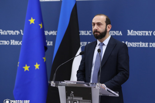 Арарат Мирзоян: Обсуждался вопрос отвода войск с армяно-азербайджанской межгосударственной границы