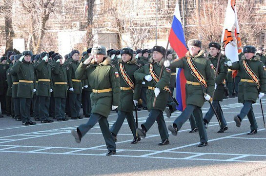 В Гюмри отметили 82-летие 102-й российской военной базы