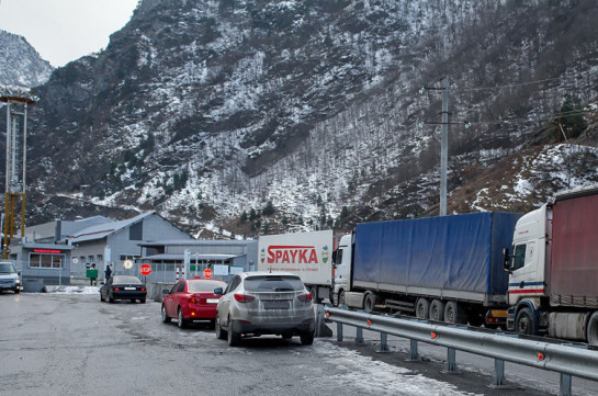 Автодорога Степанцминда-Ларс открыта для всех видов транспортных средств