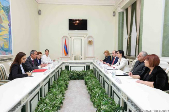 Գլխավոր դատախազն ընդունել է Հայաստանում Կարմիր խաչի միջազգային կոմիտեի պատվիրակության ղեկավարին