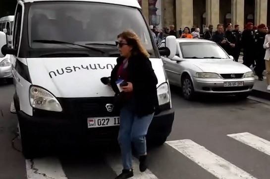 Абрамян: СМИ объявлены основной мишенью полиции