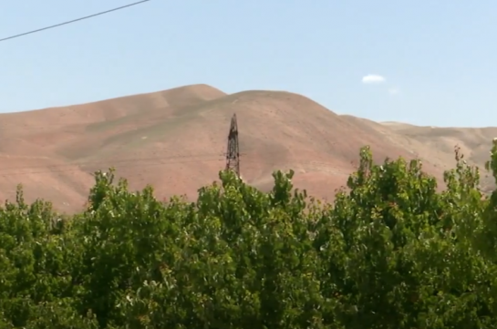 «Որ էդ սարը չլինի, այստեղ անապատ կլինի». Կարմիր սարի ապագան մտահոգել է հարակից գյուղերի բնակիչներին (տեսանյութ)