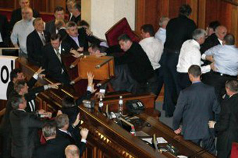 Ukrainian Deputies beaten in parliament 