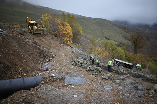 Հիմնանորոգվում է Թթուջուր–Նավուր ավտոճանապարհի մի հատվածը