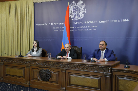 Ես ու Վահե Ղազարյանը մանկության ընկերներ ենք՝ 37 տարի, այս հանգամանքը որոշ հարցերում մեզ մի քիչ խանգարել է. Նիկոլ Փաշինյան (Տեսանյութ)