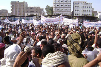 Yemen people protest President Ali Abdullah Saleh 