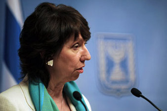 Catherine Ashton arrives in Benghazi